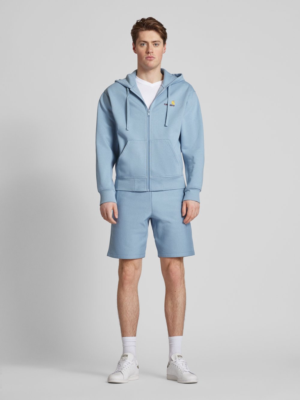 

Спортивные шорты классического кроя с этикетками Carhartt Work In Progress
