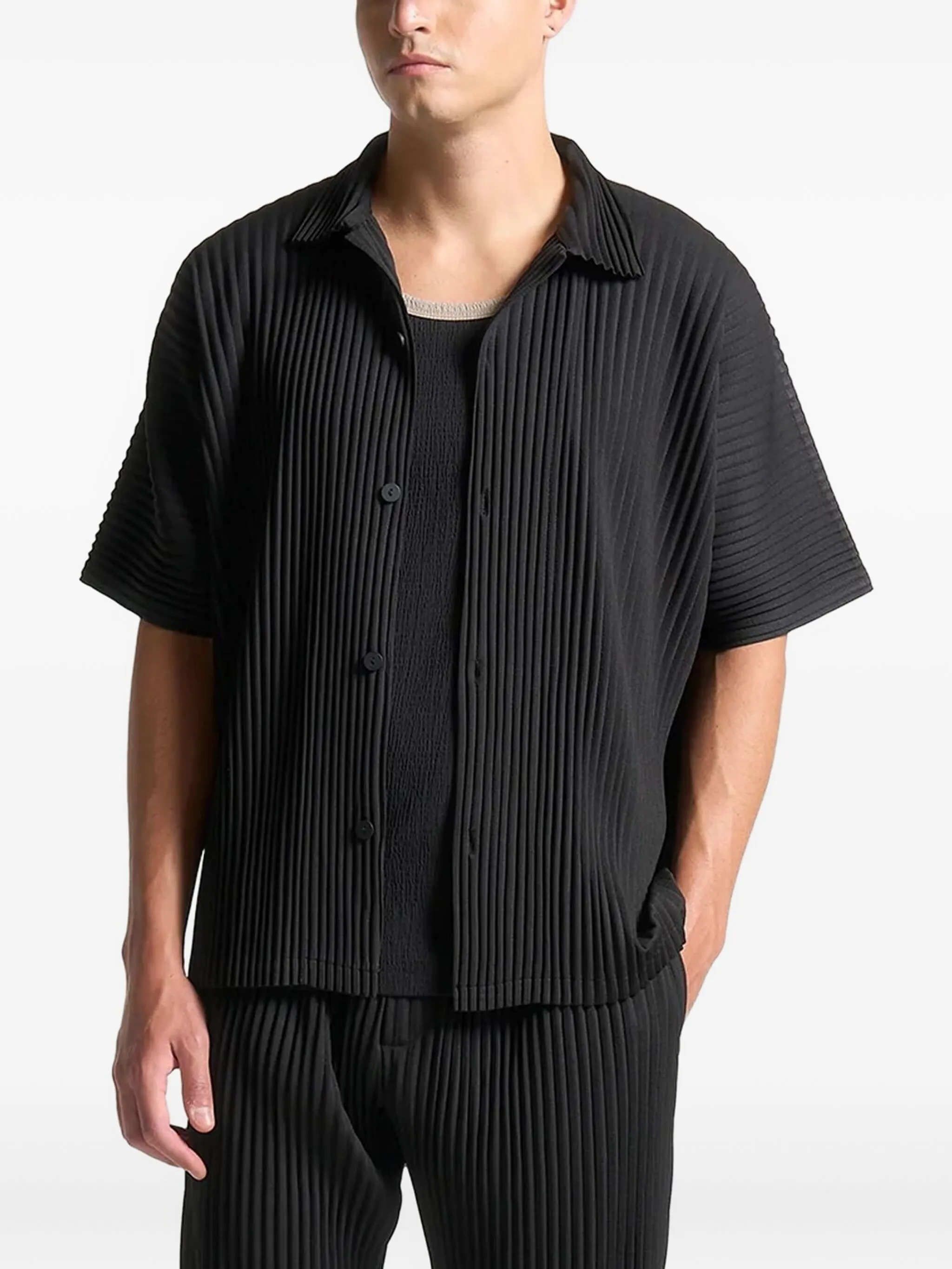 

Плиссированная рубашка Pascal с короткими рукавами Manière De Voir, черный