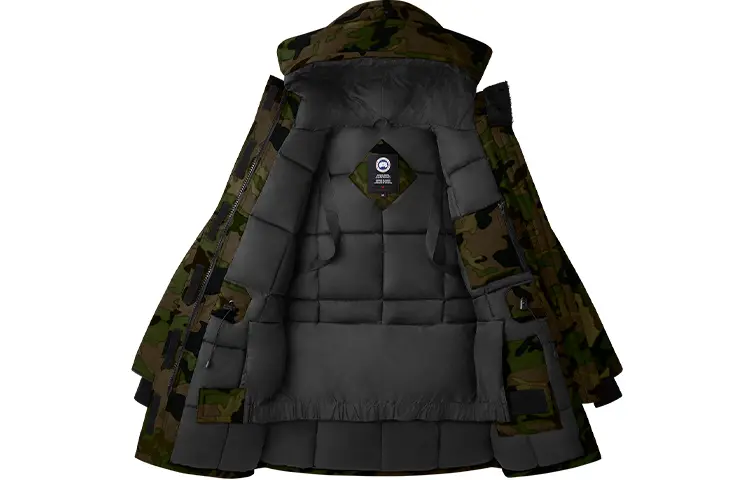 Экспедиционная серия пуховиков для женщин Camouflage Canada Goose — фото 3