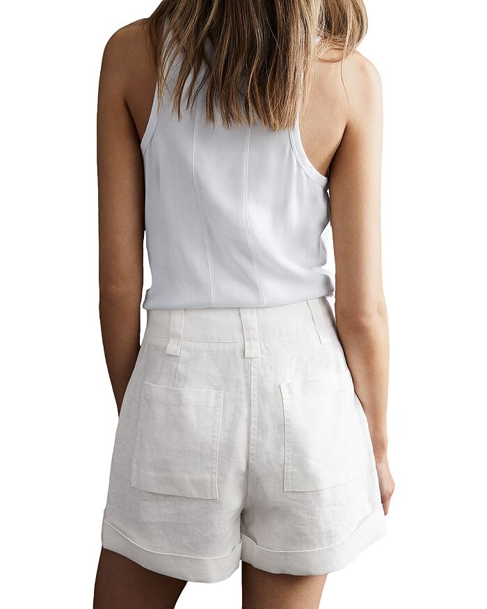 

REISS Demi Льняные шорты, окрашенные в готовом виде, белый