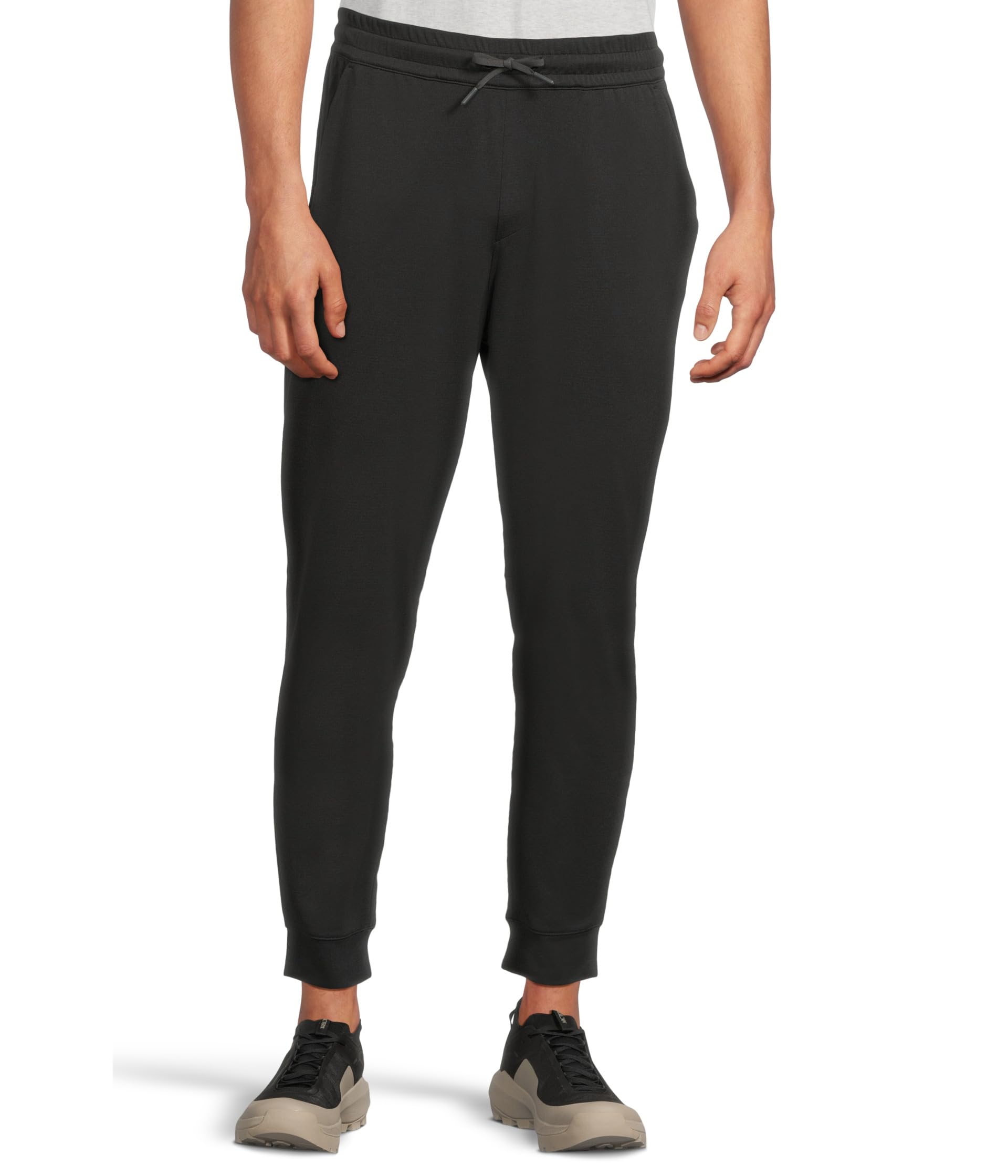 

Брюки Helly Hansen Lifa Tech Lite Jogger 2.0, черный