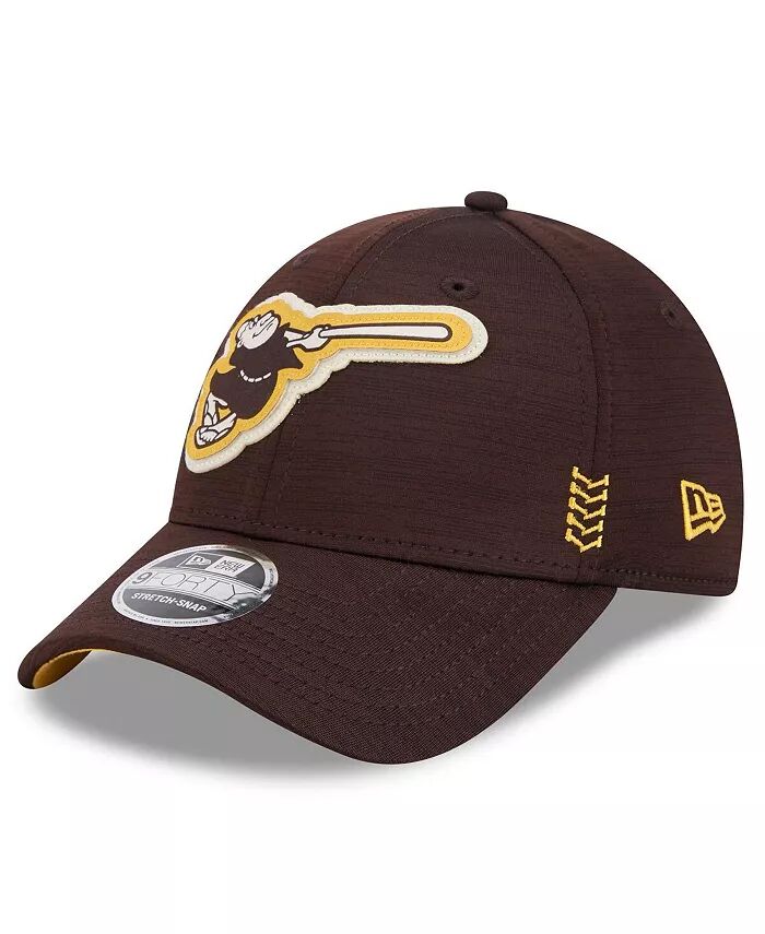 

Мужская коричневая кепка San Diego Padres 2024 Clubhouse 9FORTY Adjustable New Era
