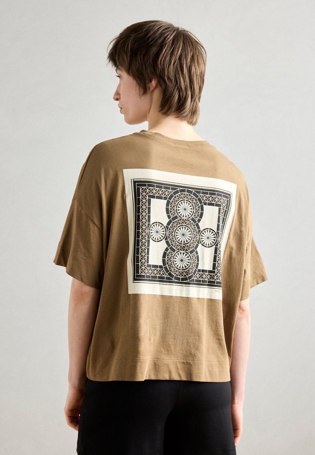 

Футболка с принтом Marc O'Polo, коричневый