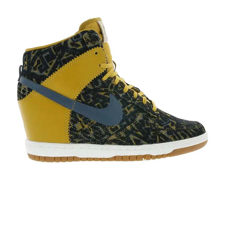 Кроссовки Nike Wmns Dunk Sky Hi Premium, Gold Suede Blue