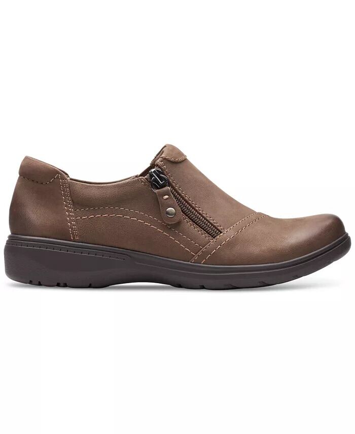 Женские туфли Carleigh Ray с закругленным носком и боковой молнией Clarks, бежевый — фото 2
