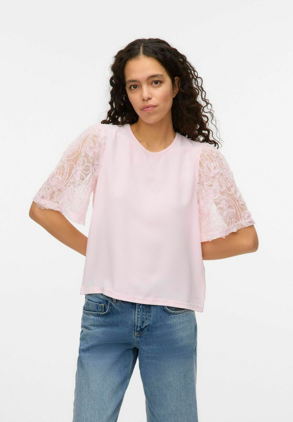 

Футболка с принтом VMNINA Vero Moda, розовый