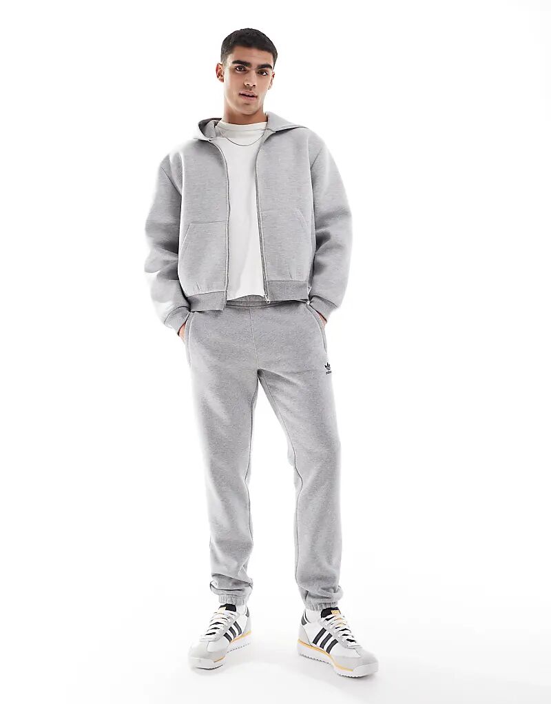

Джоггеры Trefoil Essentials серого цвета adidas Originals