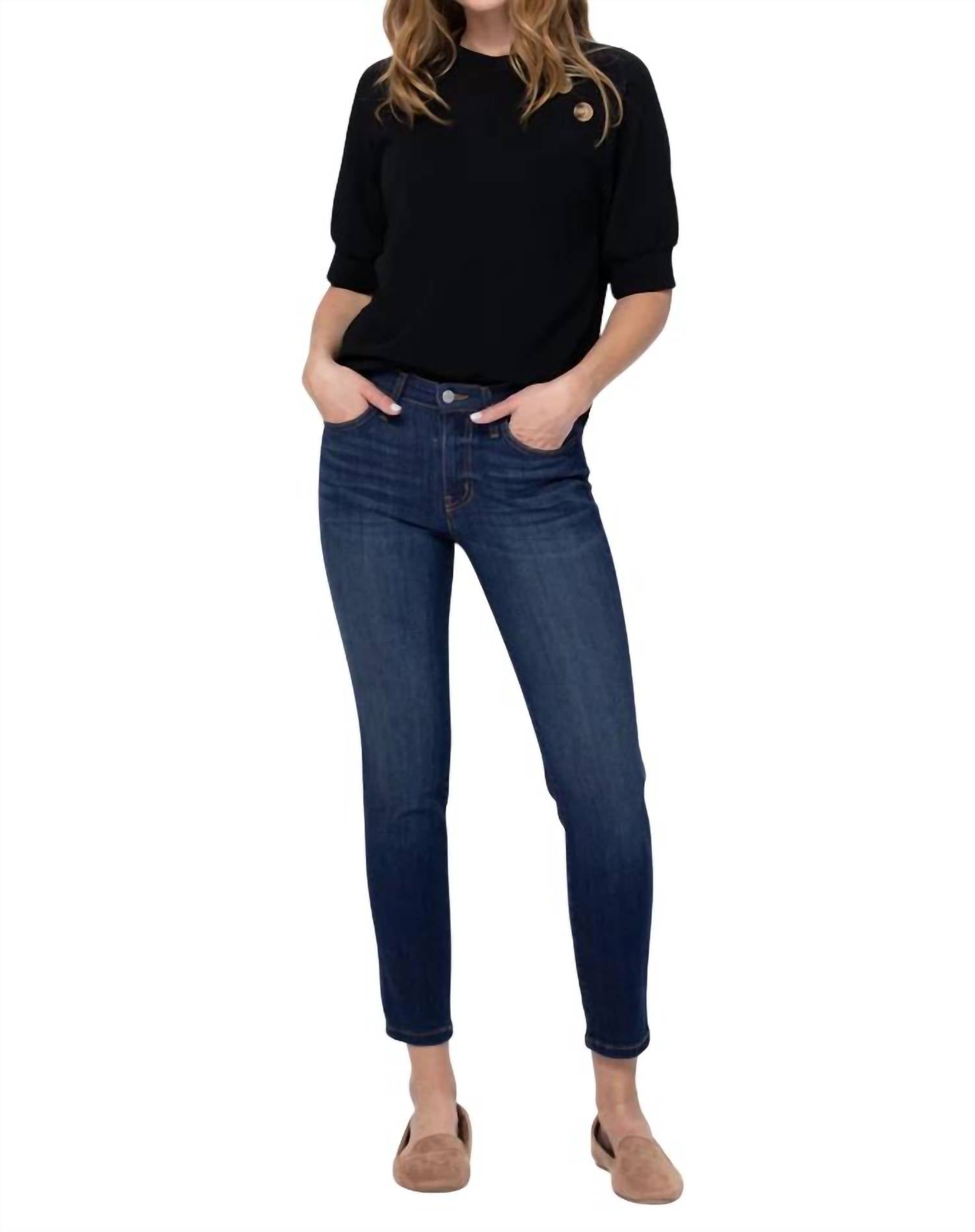 

Узкие джинсы Aurora со средней посадкой из темного денима Judy Blue, цвет dark denim