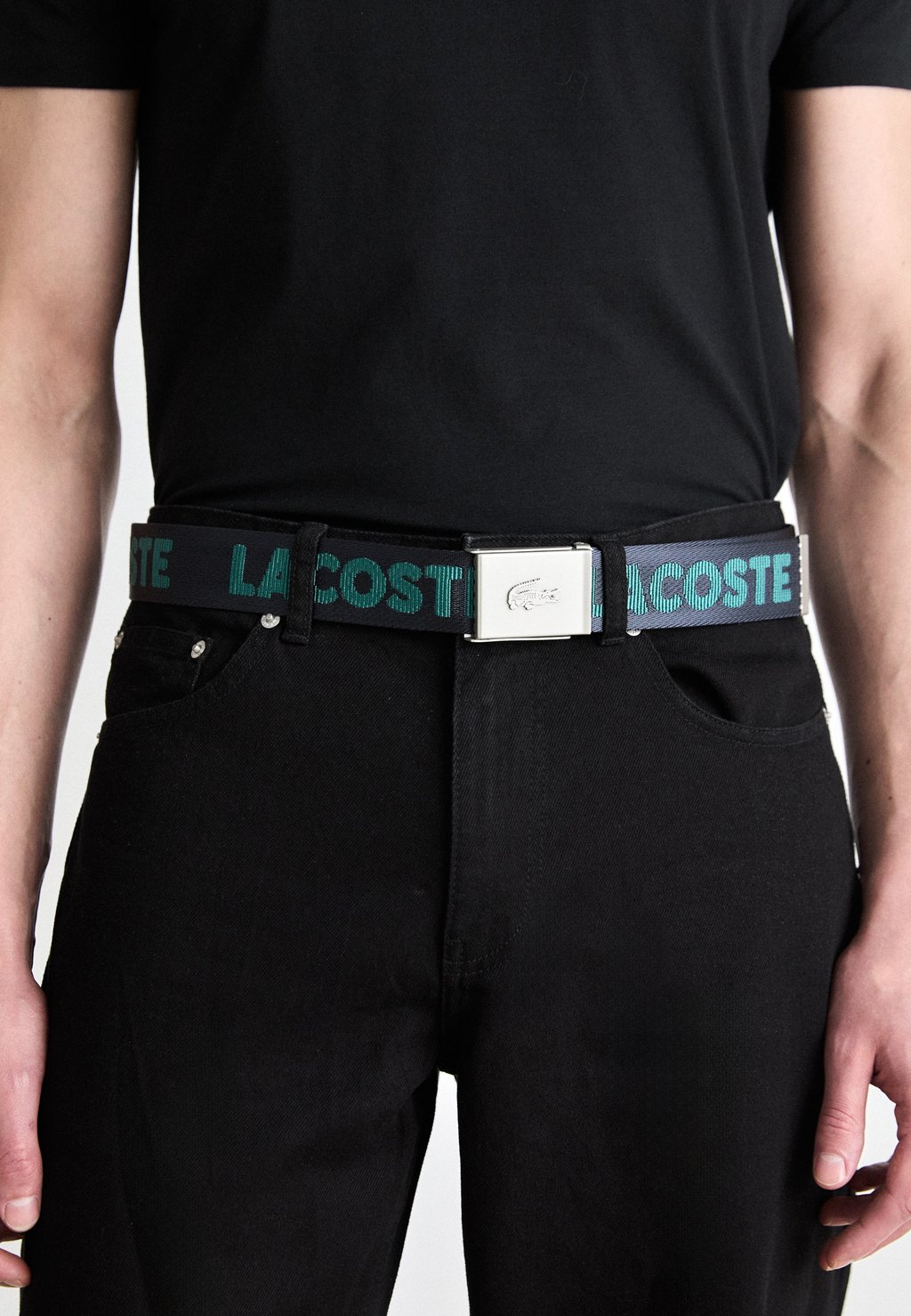 

Ремень Lacoste, темно-синий