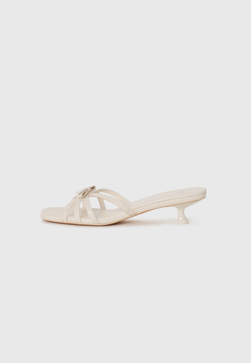 Мюли на каблуке CAROLINA kate spade new york, кремовый