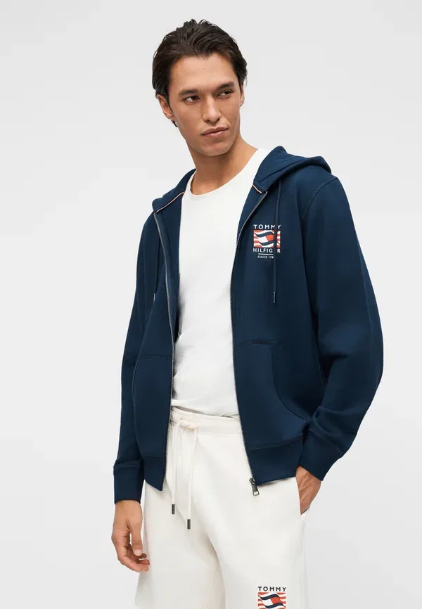 Спортивные штаны Tommy Hilfiger Box Flag Americana Capsule Tracksuit Bottoms, цвет слоновая кость — фото 4