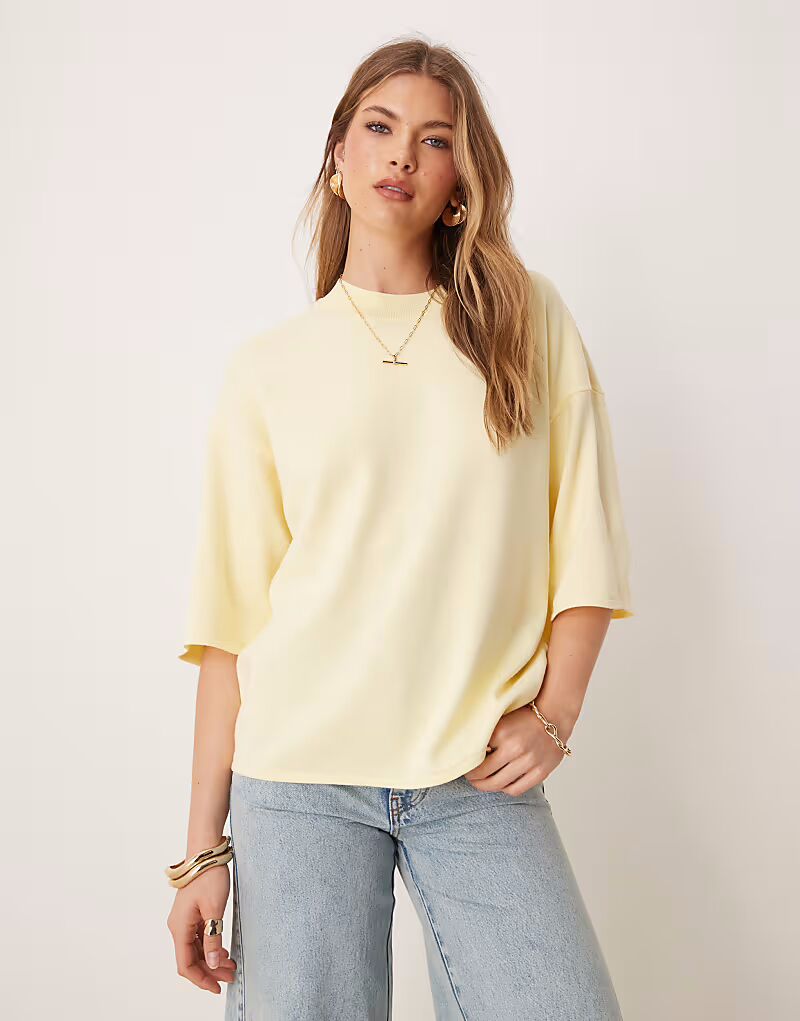 

Трикотажная структурированная футболка ASOS DESIGN цвета пахты