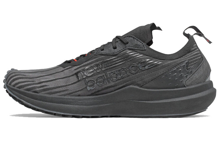 

Кроссовки New Balance NB FuelCell Мужчины