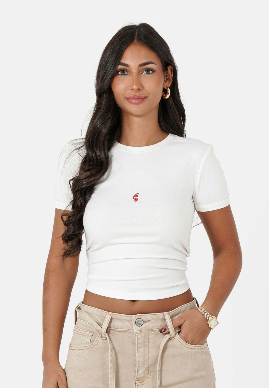 

Футболка Sixth June EMBROIDERED, White