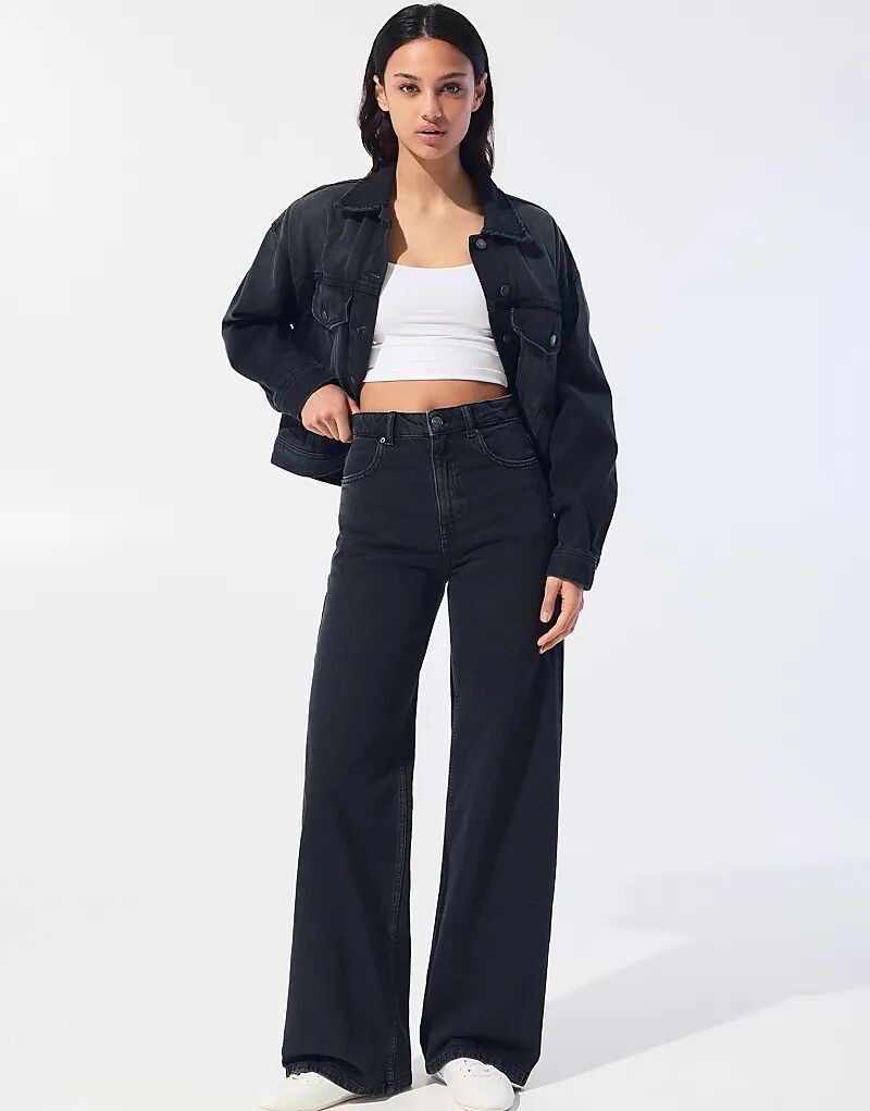 

Джинсы Pull&Bear с высокой талией и широкими штанинами черного цвета