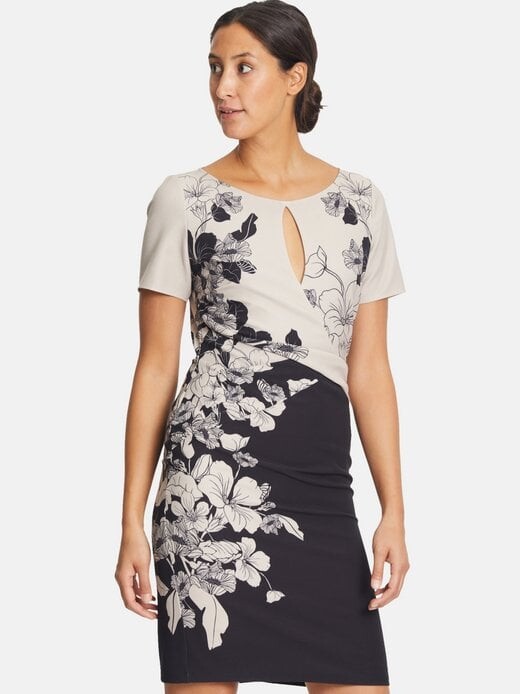 

Коктейльное платье Vera Mont, черный