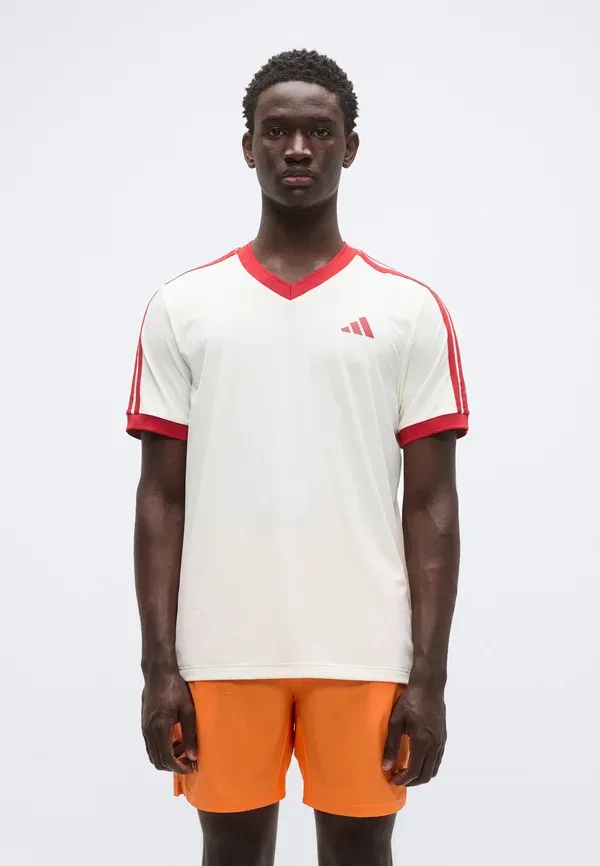 Футболка спортивная классическая Adidas Performance, цвет мел