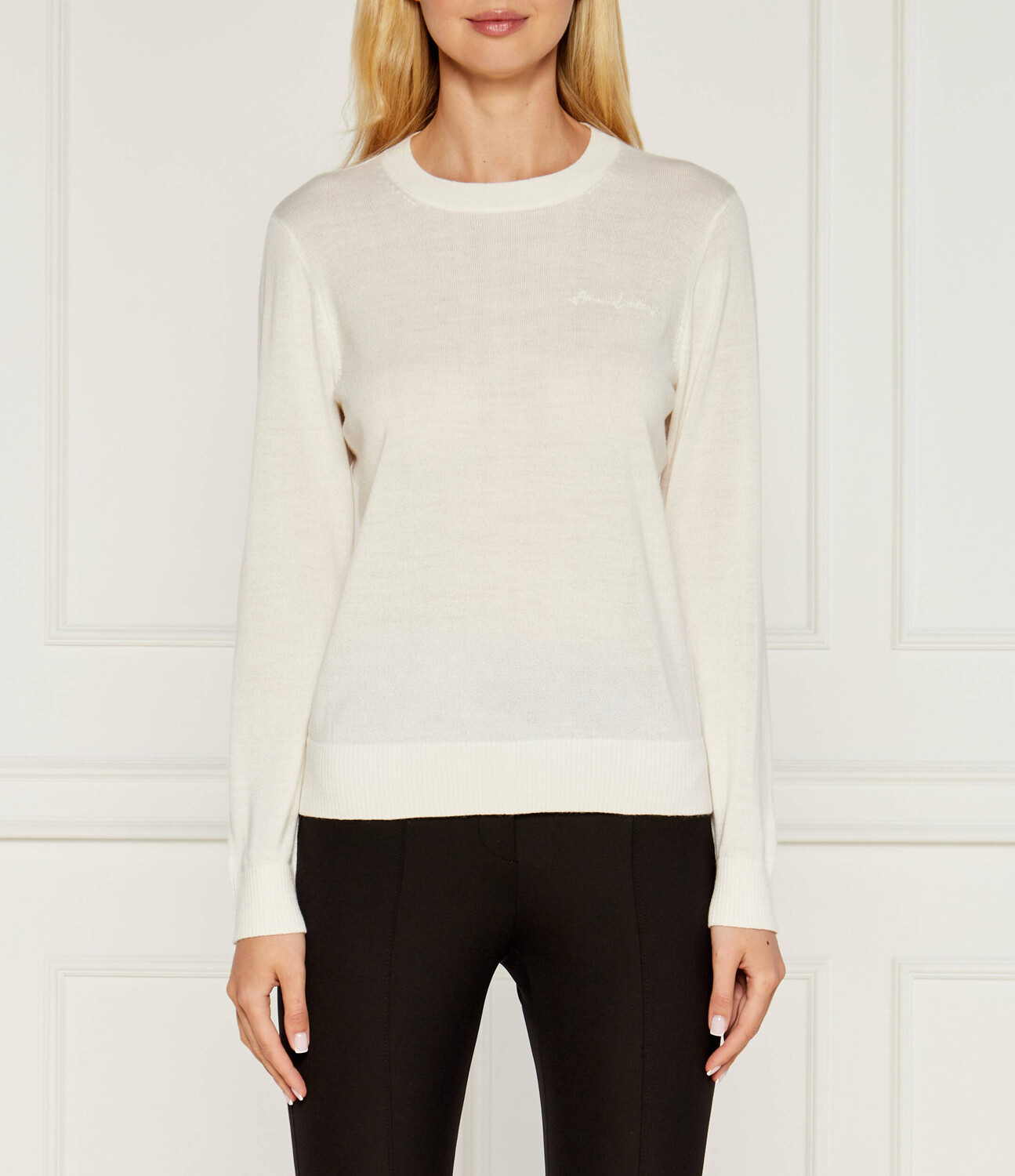 

Свитер из шерсти Armani Exchange Regular Fit, экрю