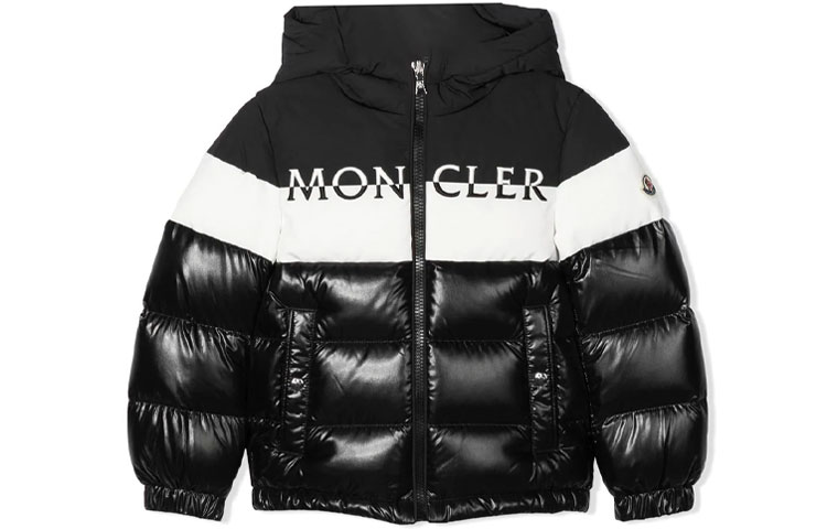 

Детская утепленная куртка Moncler, черная