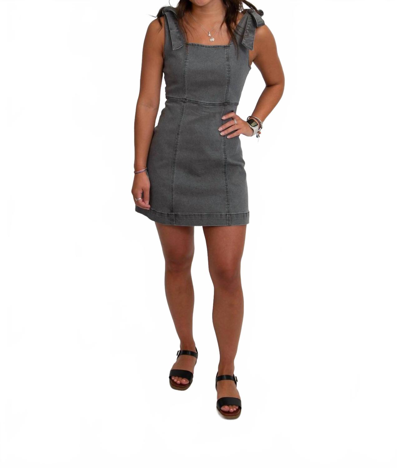 

MIOU MUSE Мини-платье с завязками на рукавах, выцветшее до черного цвета