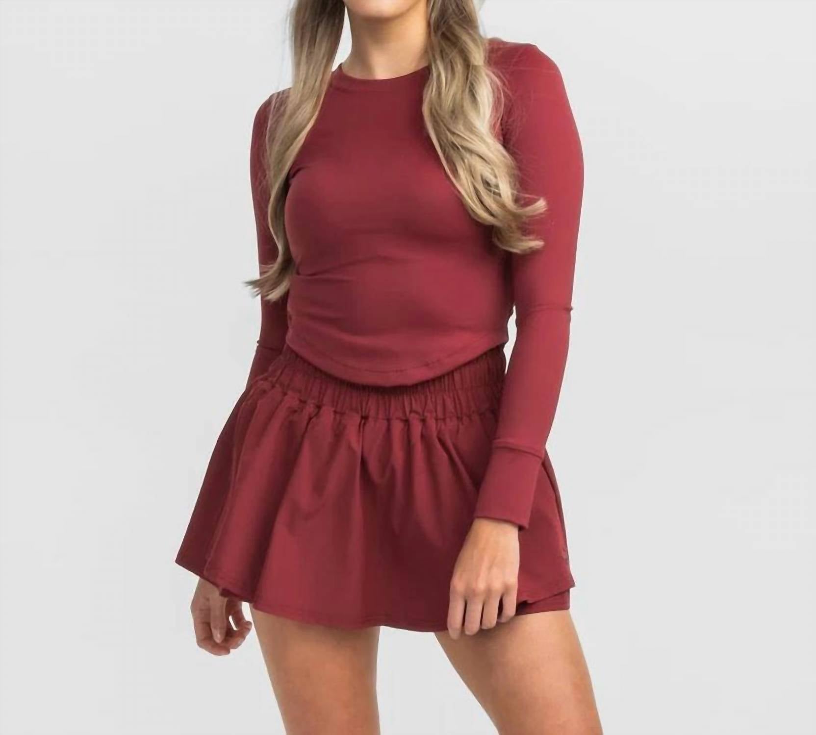 

Мягкий топ для тренировок в малиновом цвете Southern Shirt Company