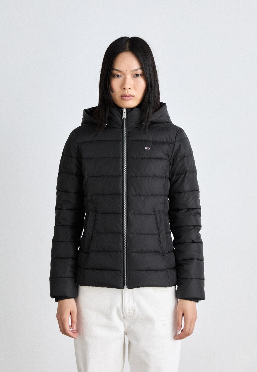 

Зимняя куртка BASIC HOODED JACKET Tommy Hilfiger, черный