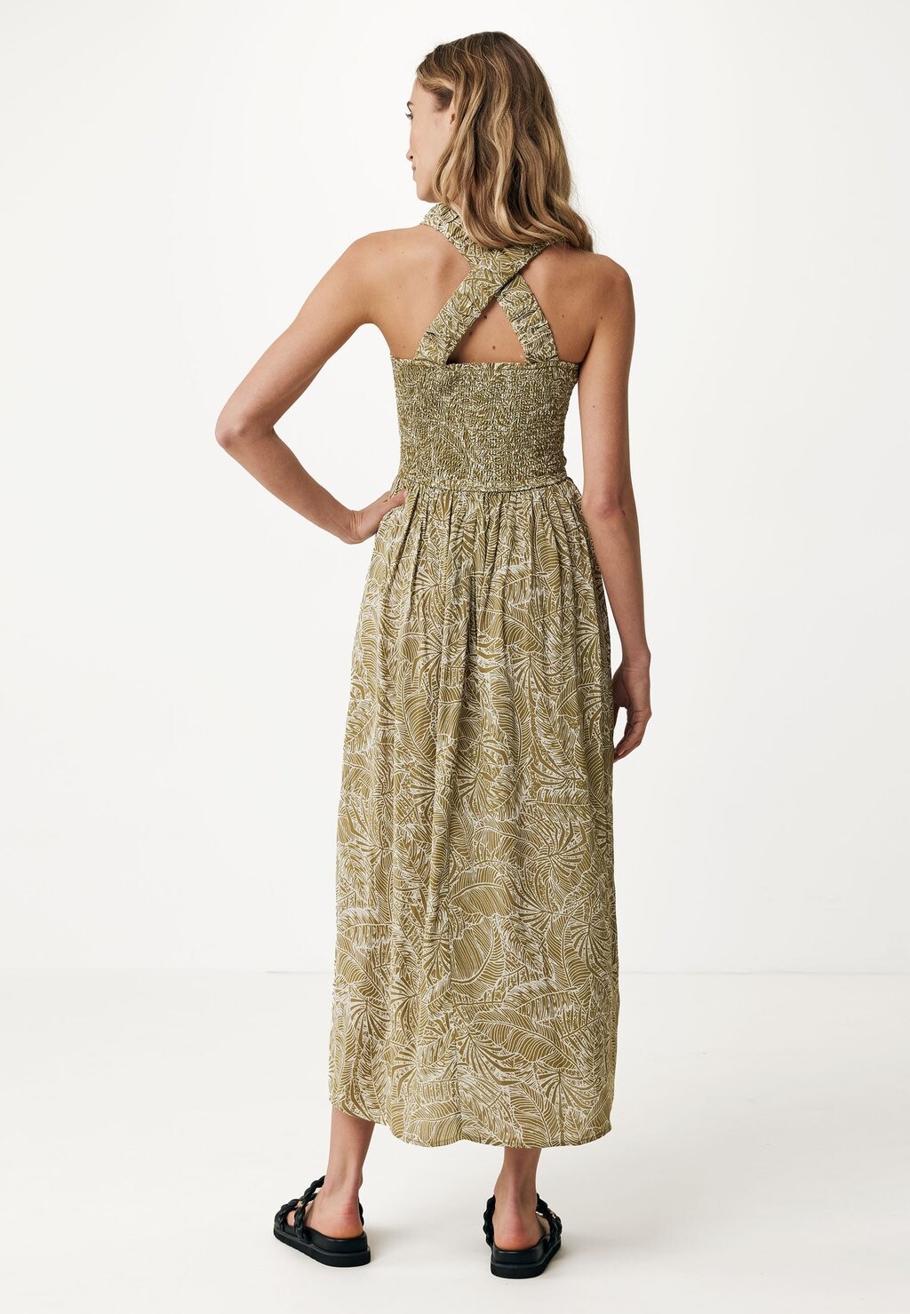 

Повседневное платье WITH BACK DETAIL Mexx, зеленый