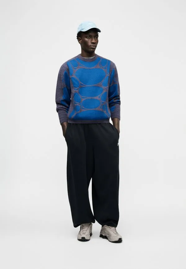 Свитер-Комбинезон с желейной клеткой Nike Sportswear, Dark Raisin/Brilliant Blue — фото 3