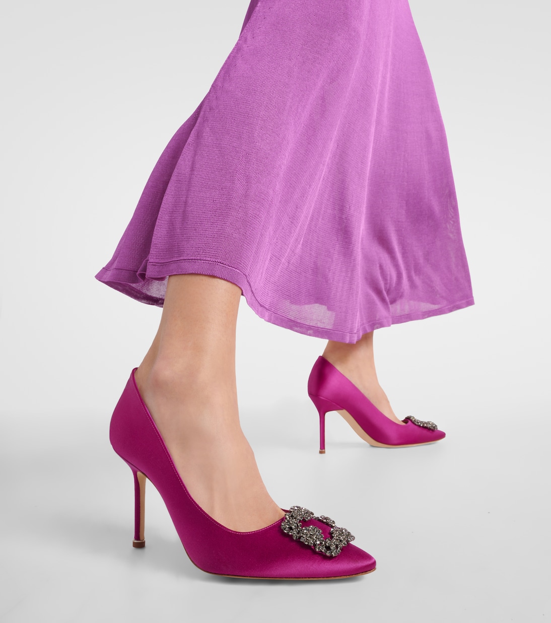 Hangisi 90 украшенные атласные туфли-лодочки Manolo Blahnik, 6520 Dpnk — фото 4