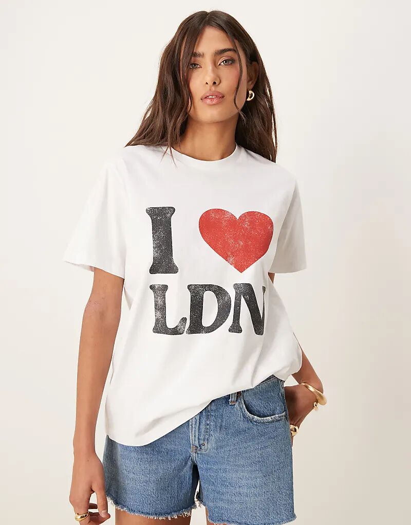 

Футболка прямого кроя с рисунком I heart London белого цвета ASOS DESIGN