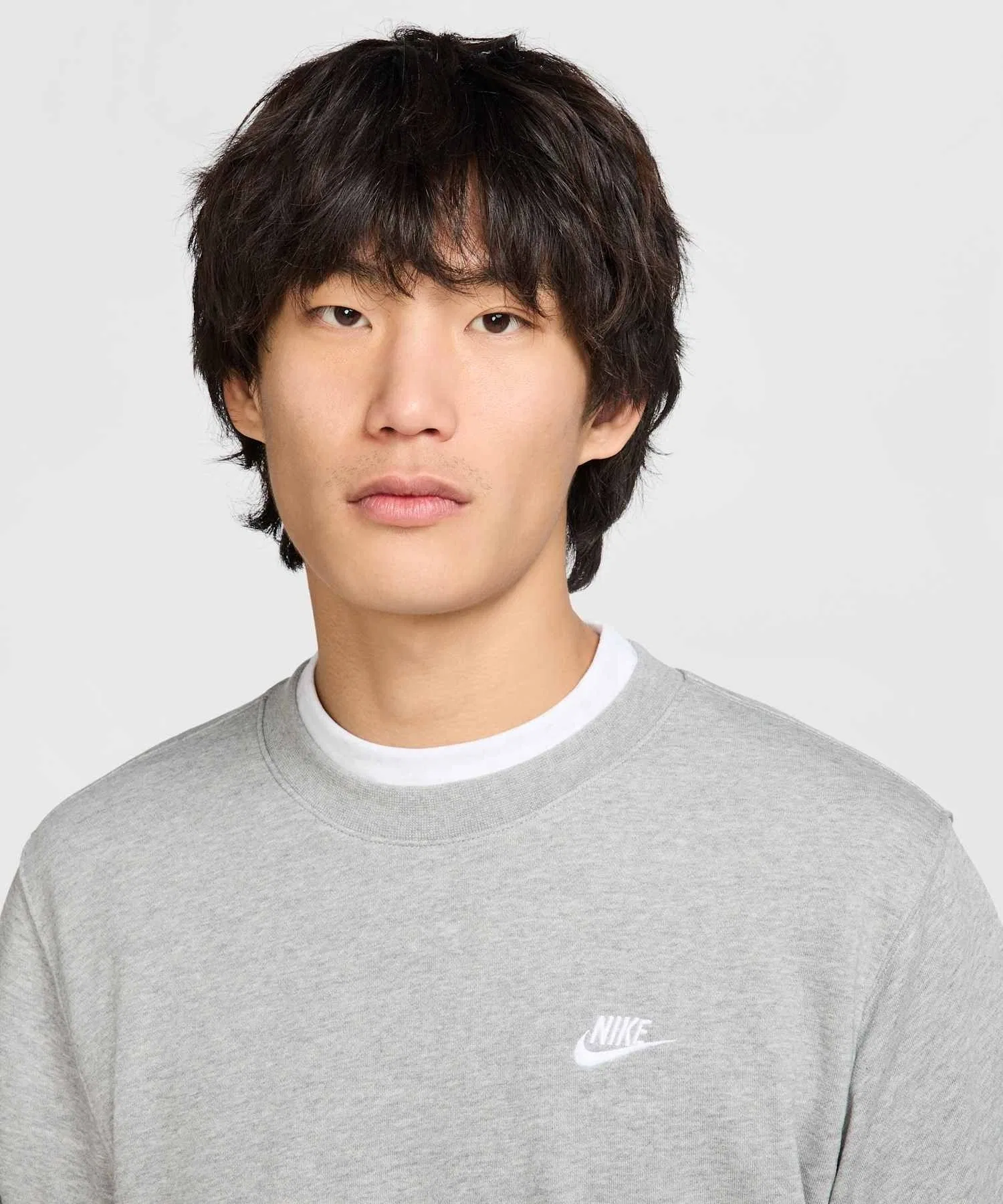 Мужская толстовка Nike Club French Terry Crew FN3889-063 темно-серого цвета. — фото 3