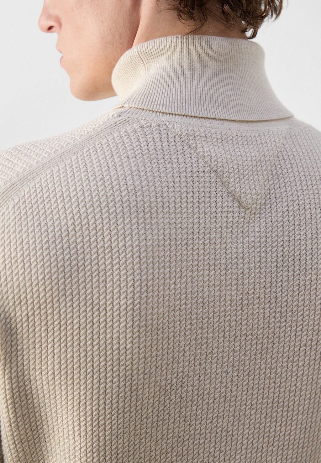 

Джемпер STRUCTURE ROLL NECK Tommy Hilfiger, кремовый