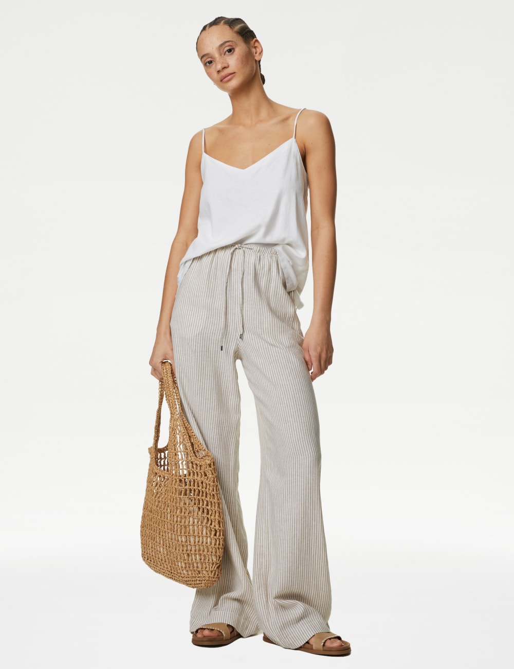 

Широкие брюки из льняной смеси Marks & Spencer, цвет Neutral