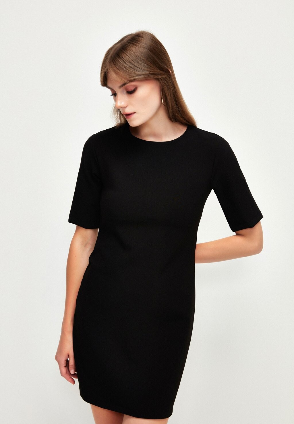 

Повседневное платье ROUND NECK MINI adL, цвет black