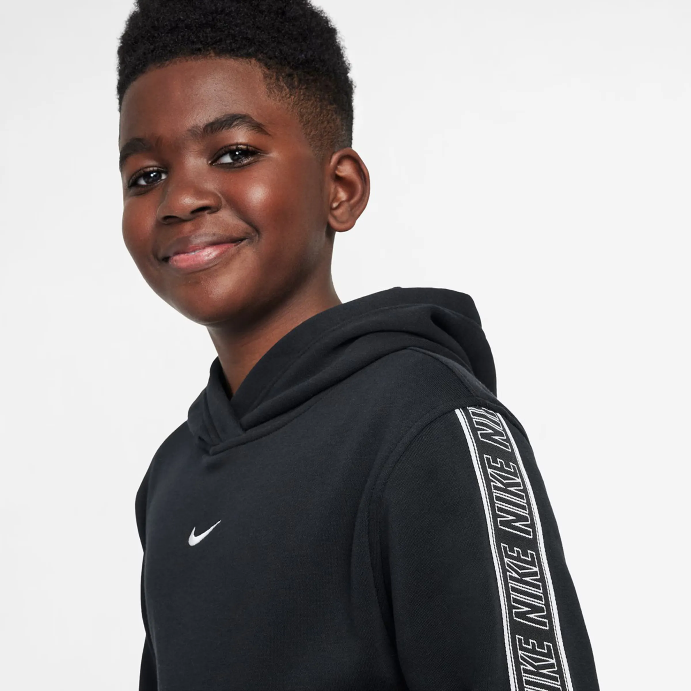 Детская толстовка Sportswear Club+ Flc Hdy Nike, черный — фото 3