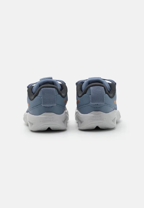Кроссовки для бега по шоссе star runner 4 Nike Performance, Ashen Slate/Metallic Red Bronze/Armory Navy — фото 3