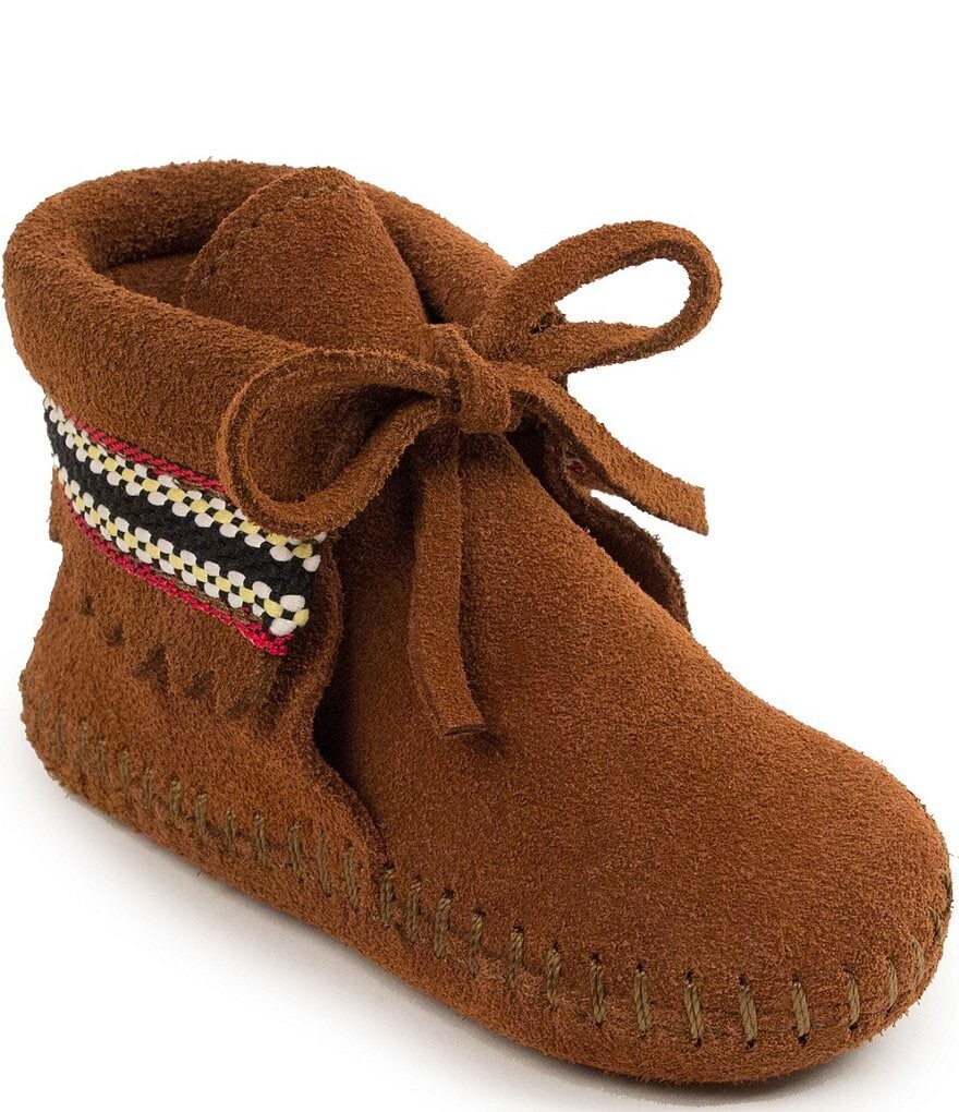

Детские ботиночки для кроватки Minnetonka с оплеткой (для младенцев), коричневый