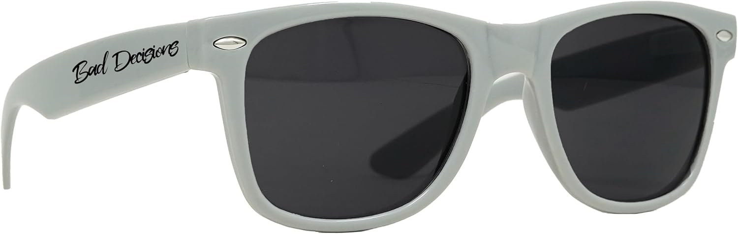 

Стильные поляризованные солнцезащитные очки Funky Junque в стиле ретро — защита от УФ-излучения, классические очки унисекс — для девичника, однотонные, в выгодных комплектах, I'll Bring the - Bad Decisions (Heather Grey)