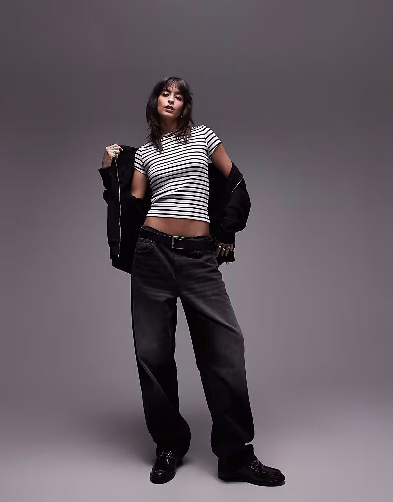 

Футболка Tommy Jeans с надписью «рубчик» в полоску