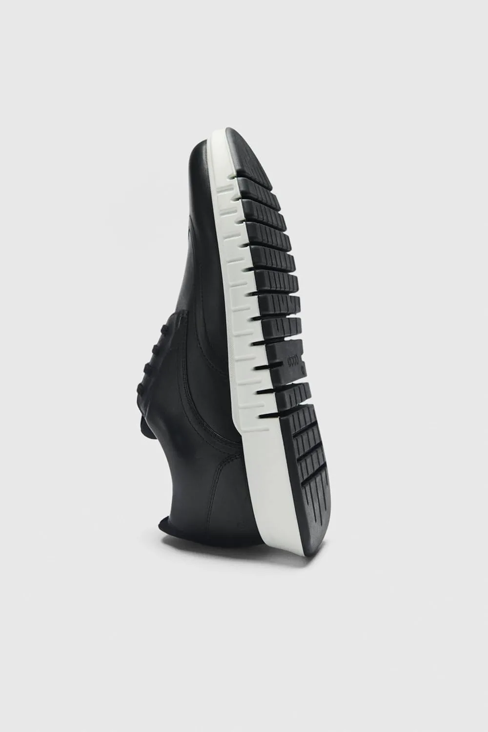 

Мужские туфли ECCO Gruuv Studio с крыльями, черный