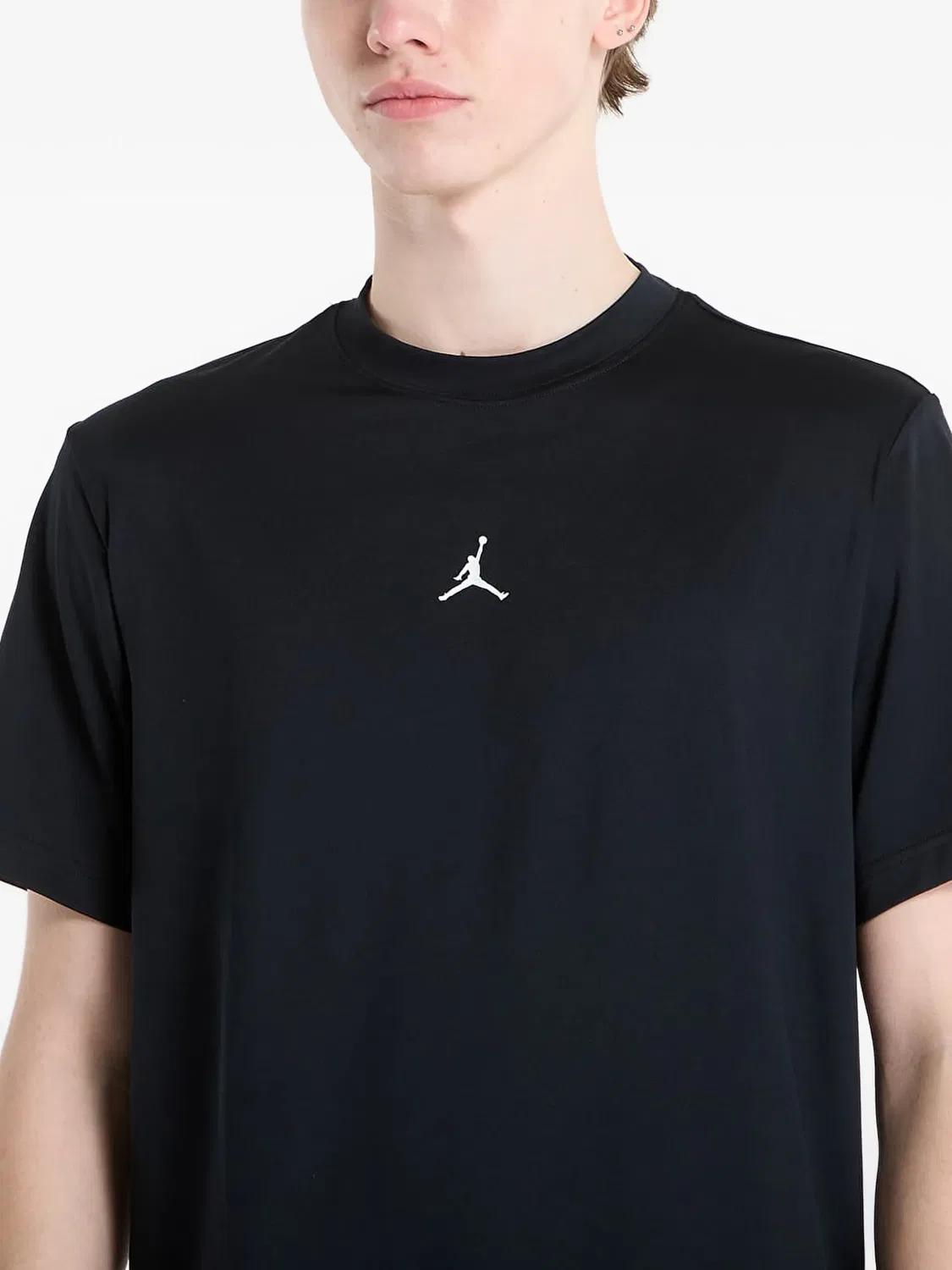 Футболка Jordan Sport Essentials Dri-FIT, черный — фото 4
