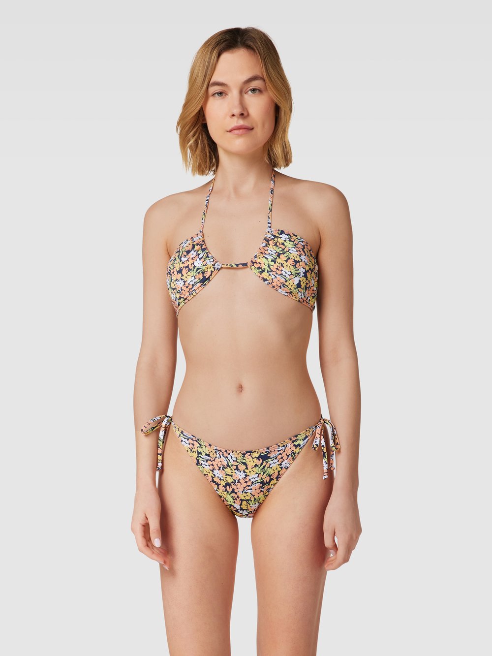 

Верх бикини с халтер-воротником, модель «BEACH CLASSICS FASHION» Roxy
