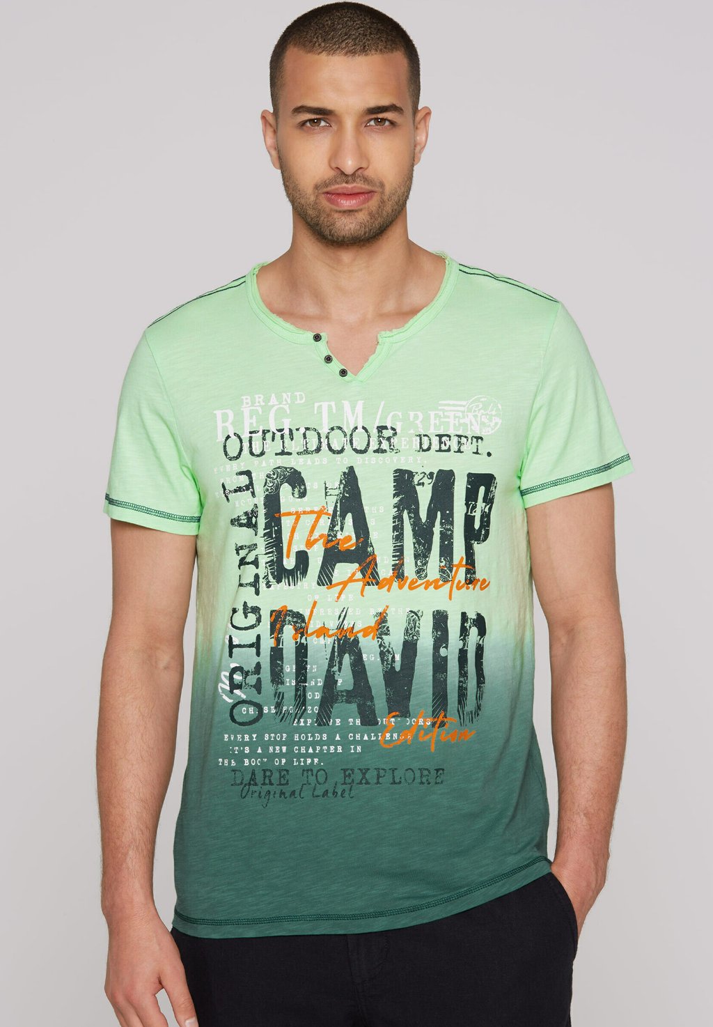 

Футболка с принтом DIP DYE IM VINTAGE LOOK Camp David, зеленый
