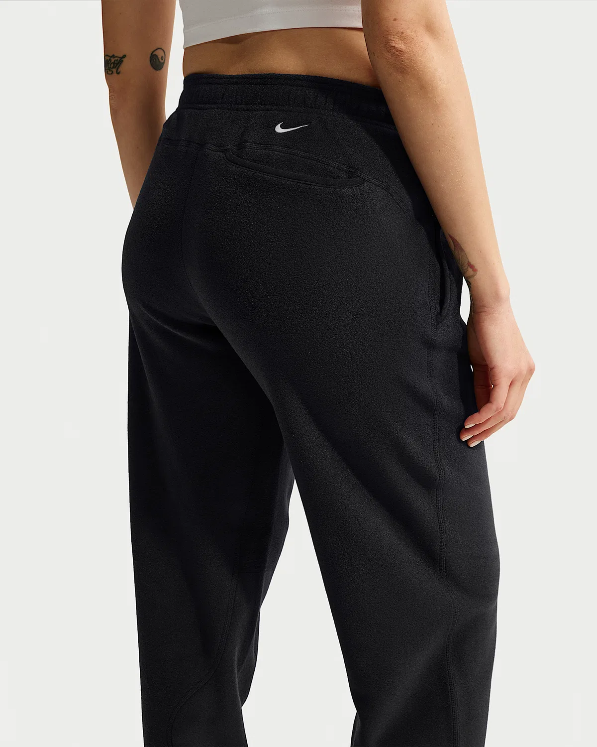 Женские штаны Nike ACG "Wolf Tree", Black/Anthracite/Summit White — фото 3