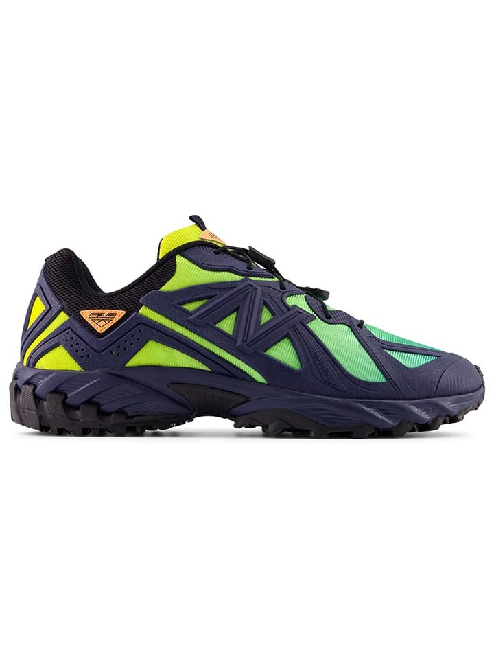 Беговые кроссовки 610 New Balance, цвет schwarz/grün — фото 2