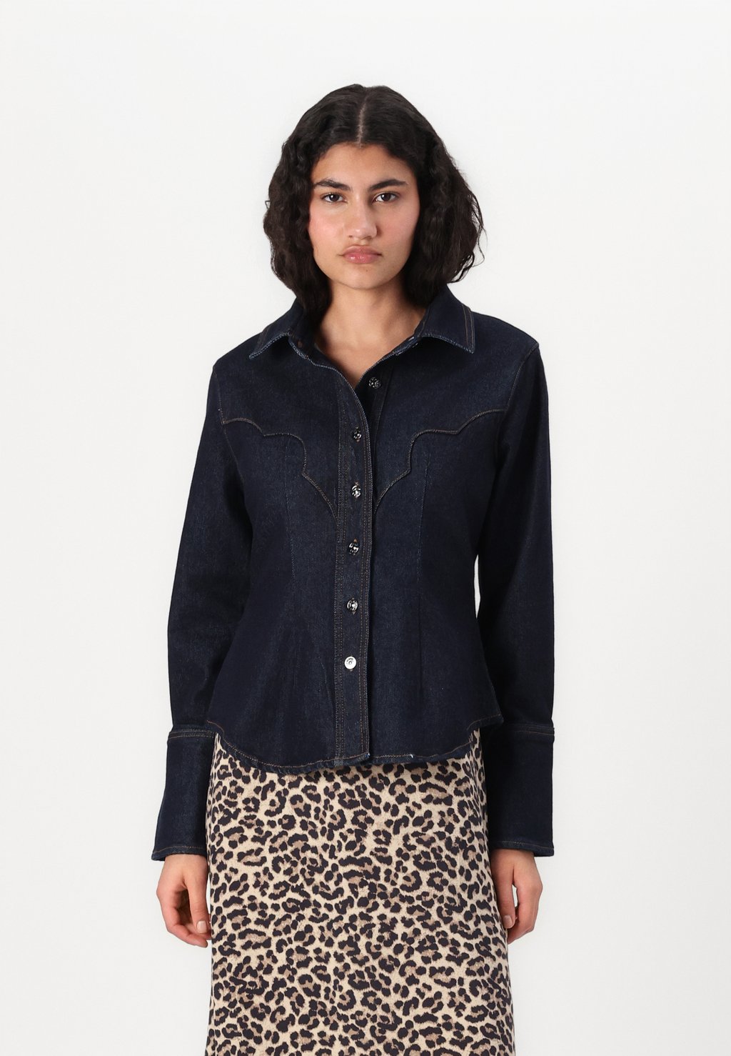 

Джинсовая куртка ONLPERLA WESTERN ONLY, цвет Dark Blue Denim