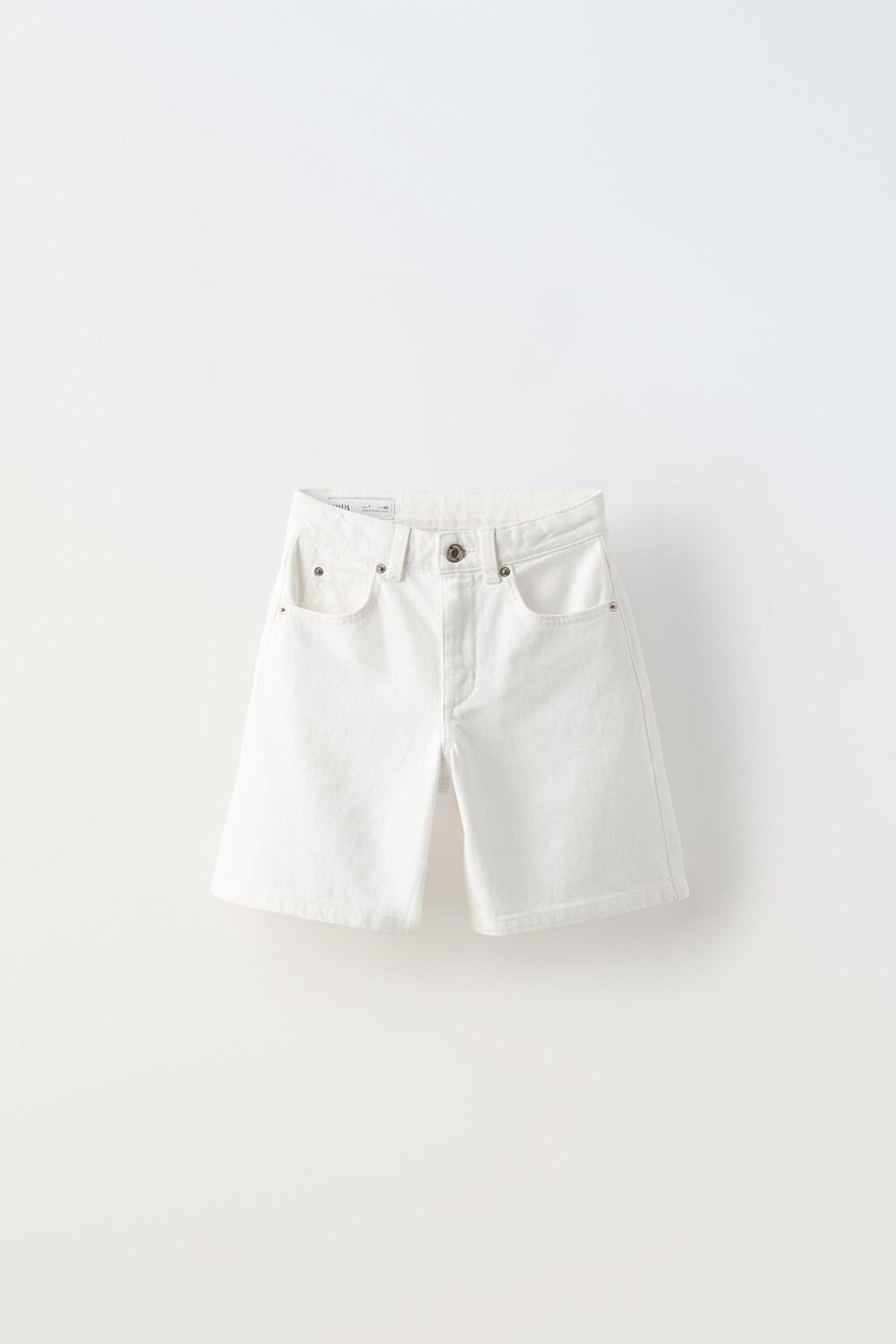 

Джинсовые бермудские шорты ZARA, белый