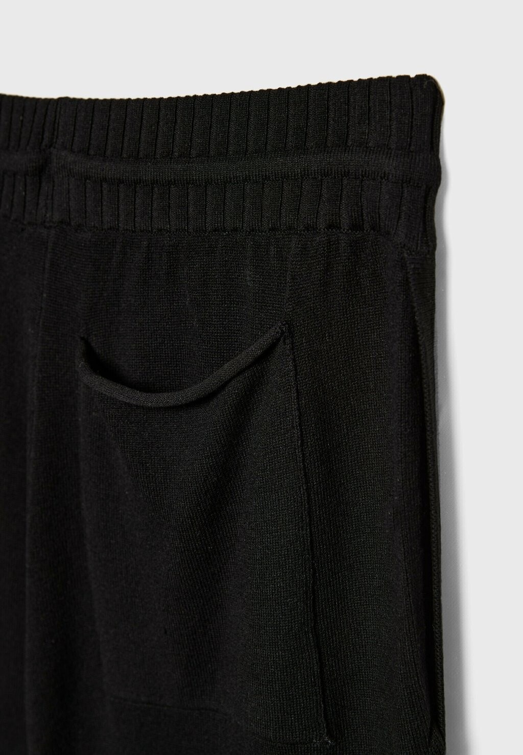 

Спортивные брюки RELAXED FIT Stradivarius, черный