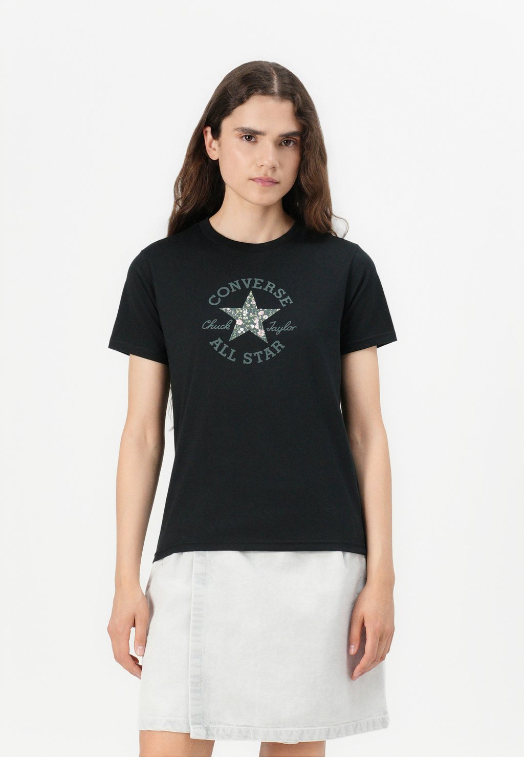

Футболка с принтом CHUCK PATCH TEE Converse, черный