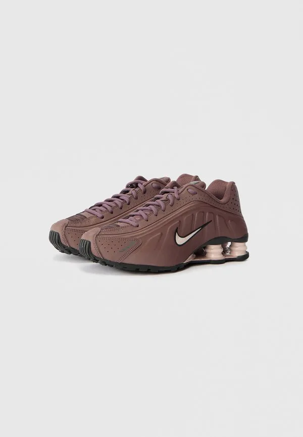 Кроссовки shox r4 унисекс Nike Sportswear, Tattoo/Silt Red/Burgundy Crush/Dark Grey — фото 2